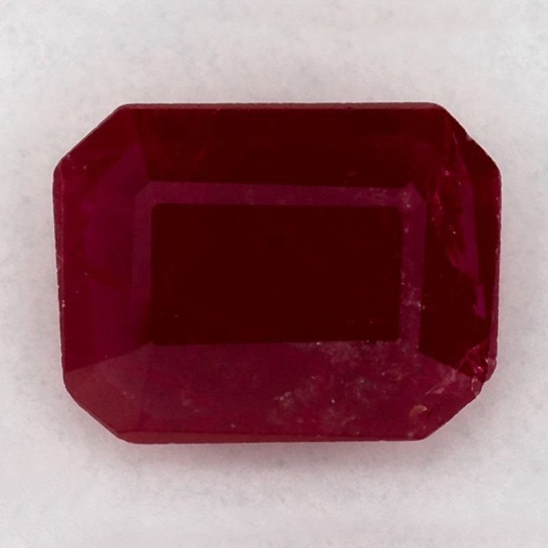 Rubin 1,26 ct, czerwony, szlif ośmiokątny