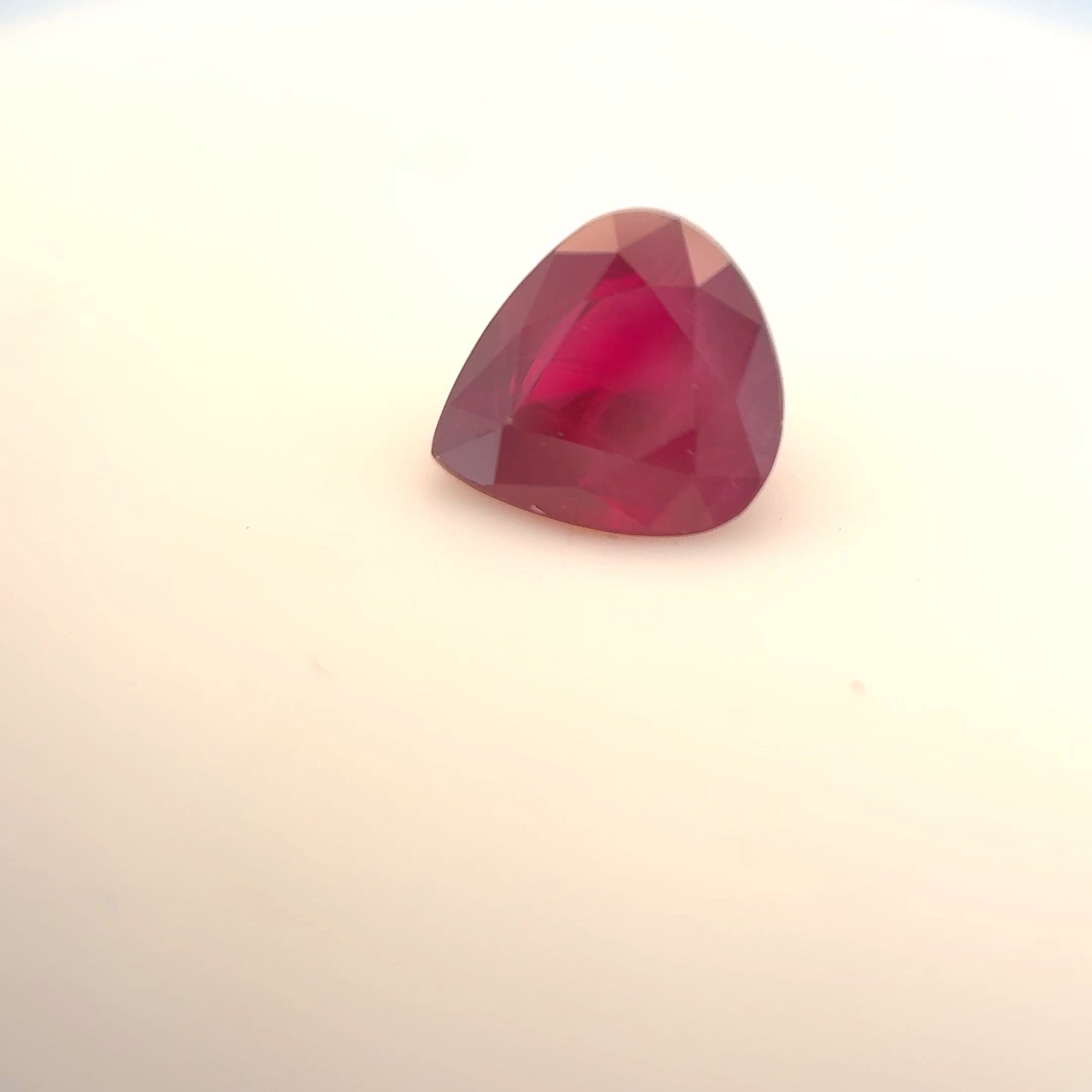 Rubin 1,11 ct, czerwony, szlif gruszka