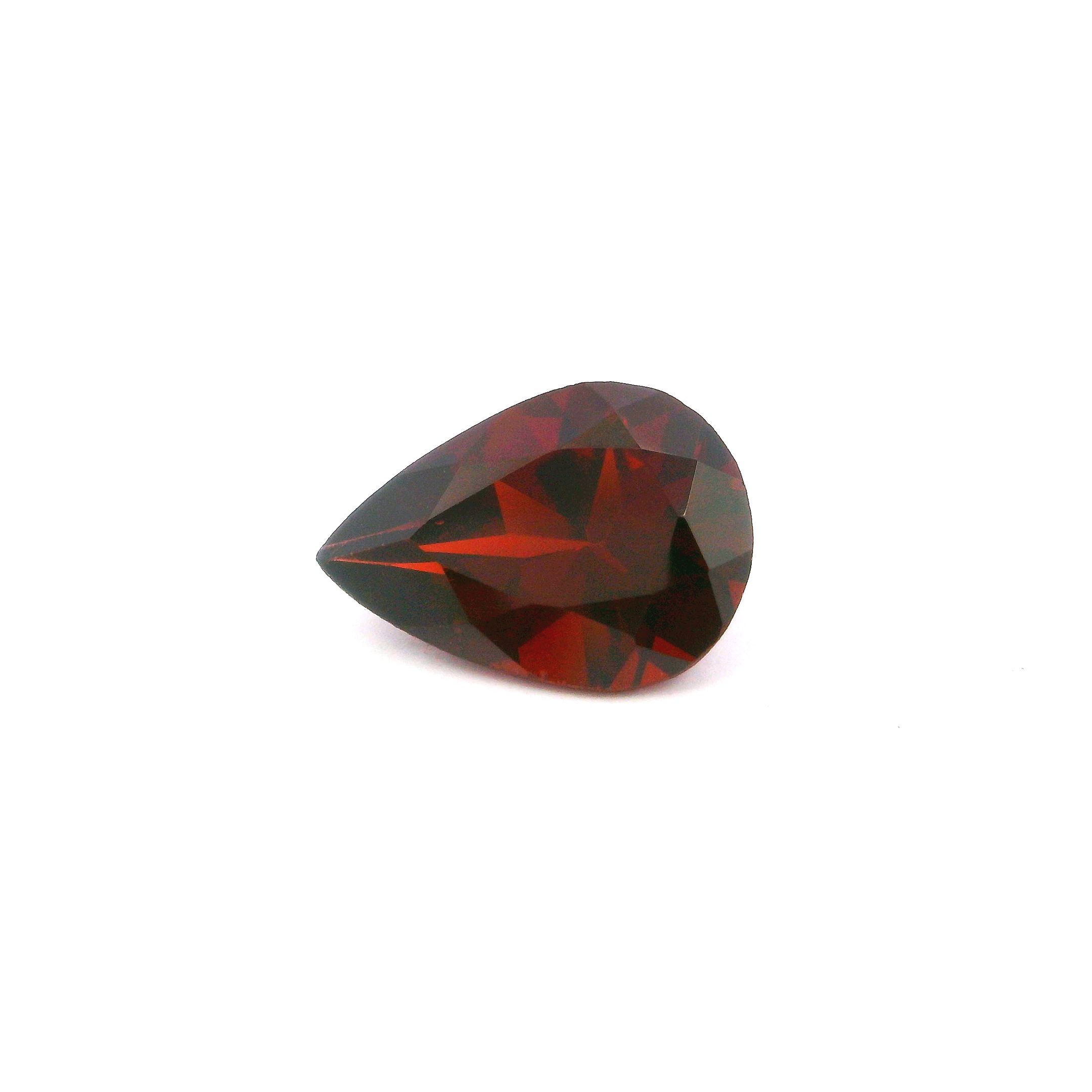 Granat 3,12 ct, czerwony, szlif gruszka