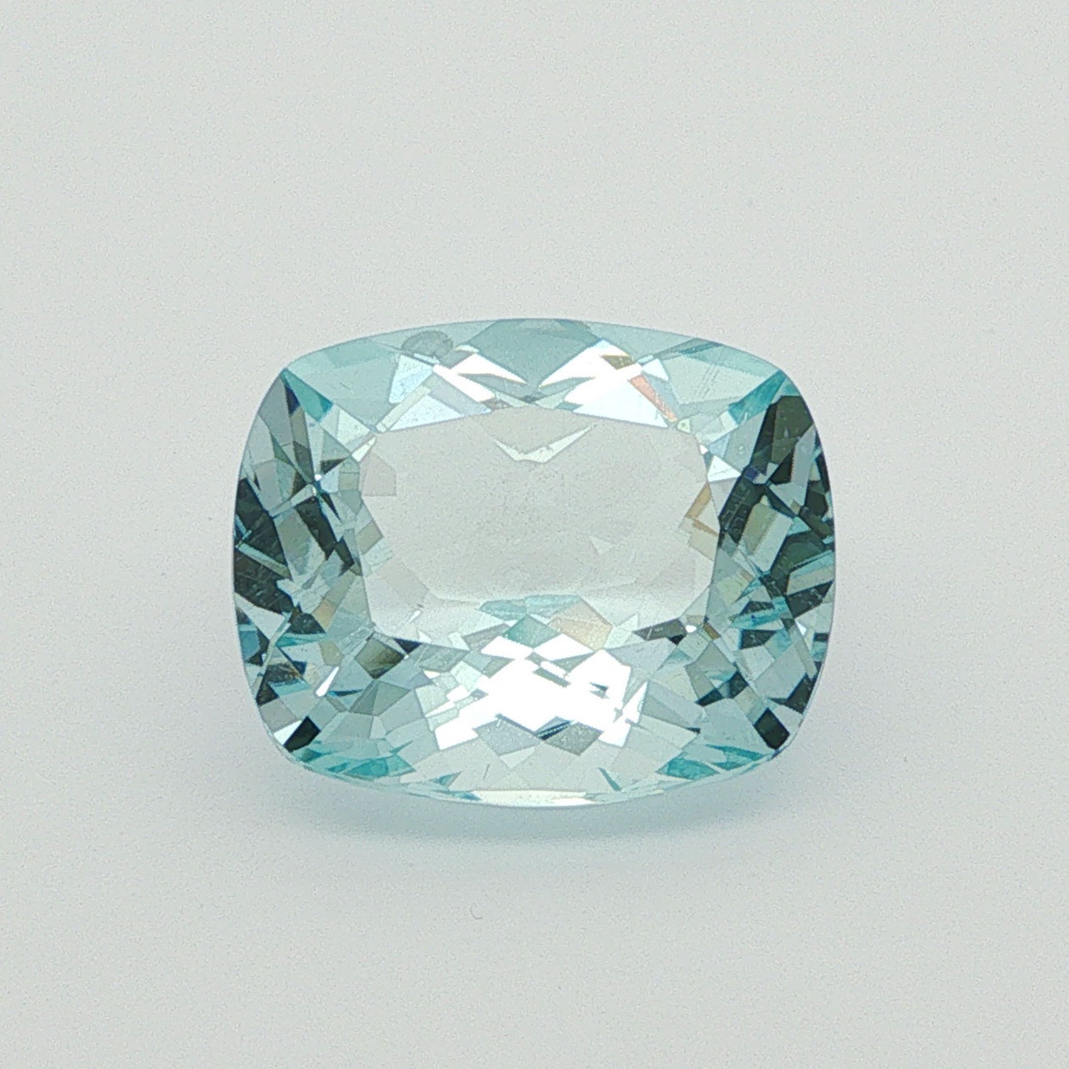 15.27 ct Cushion aquamarine