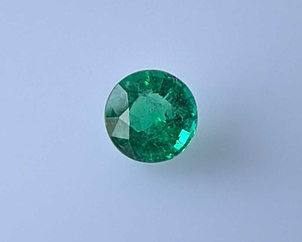 0.86 ct Emerald