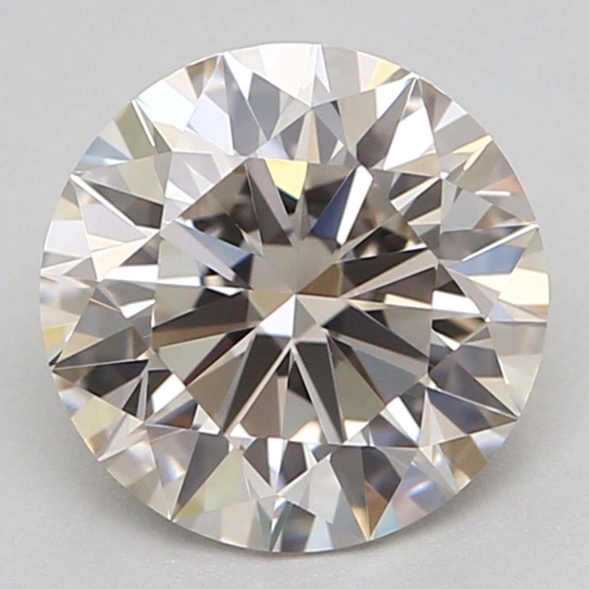 Prírodný diamant okrúhly...