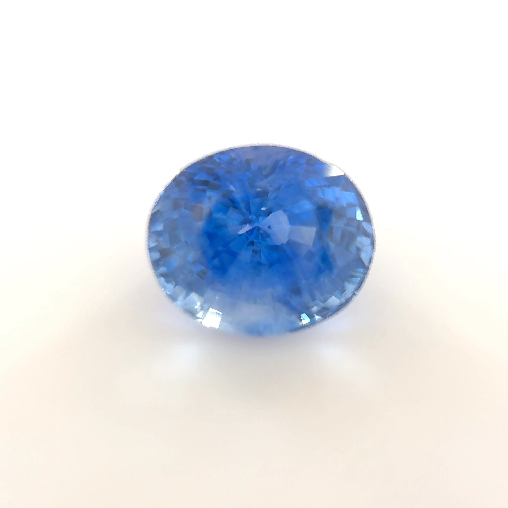 Szafir 2,64 ct, niebieski, szlif owalny