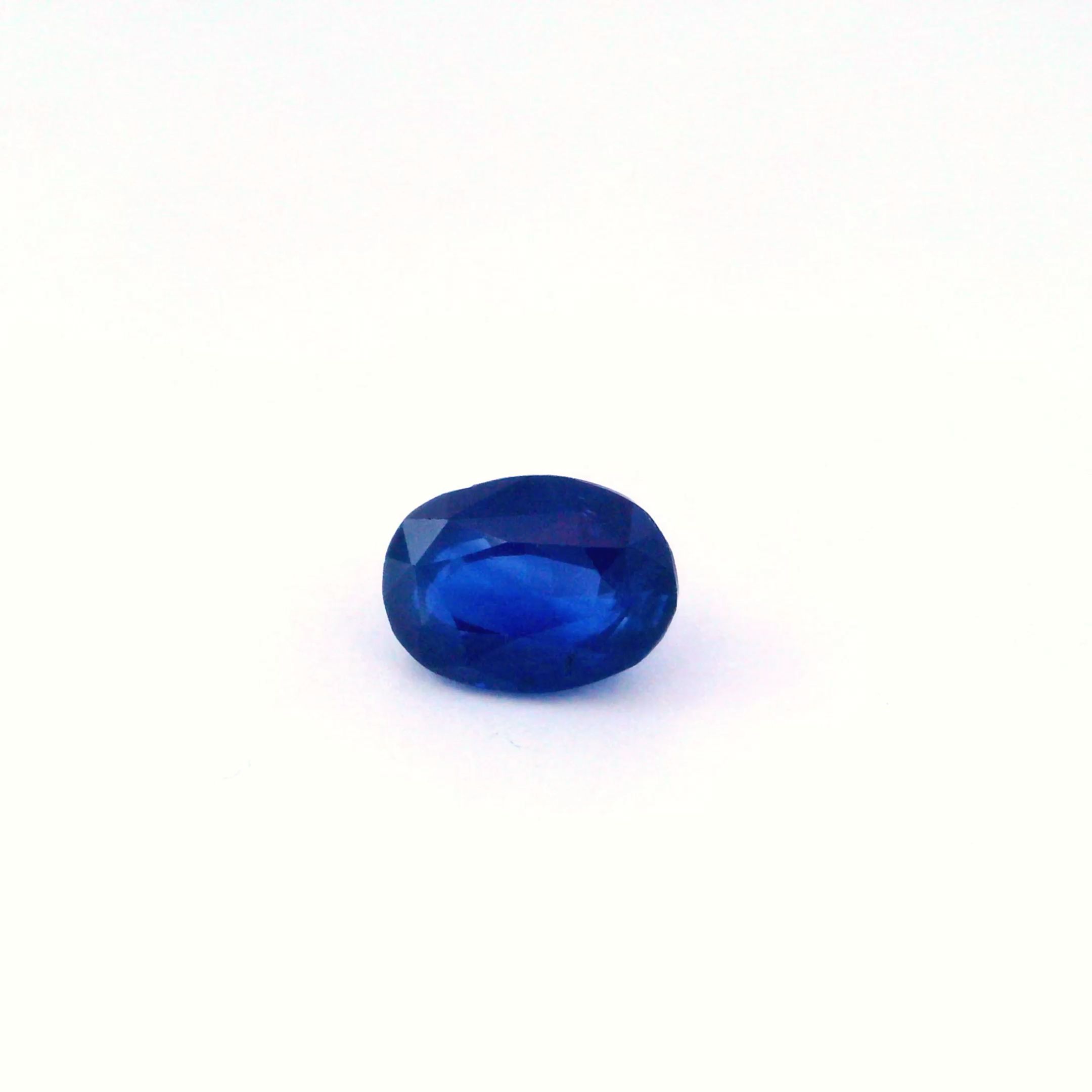 Szafir 2,88 ct, niebieski, szlif owalny
