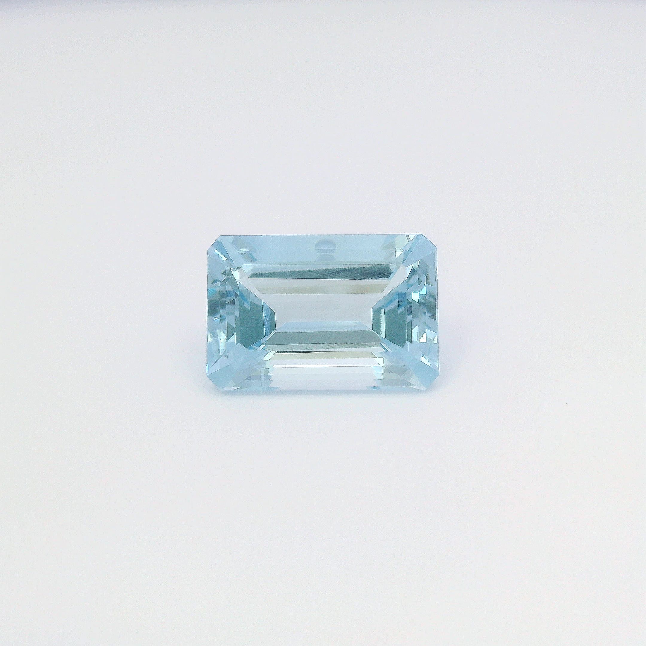 8.94 ct Octagonal aquamarine