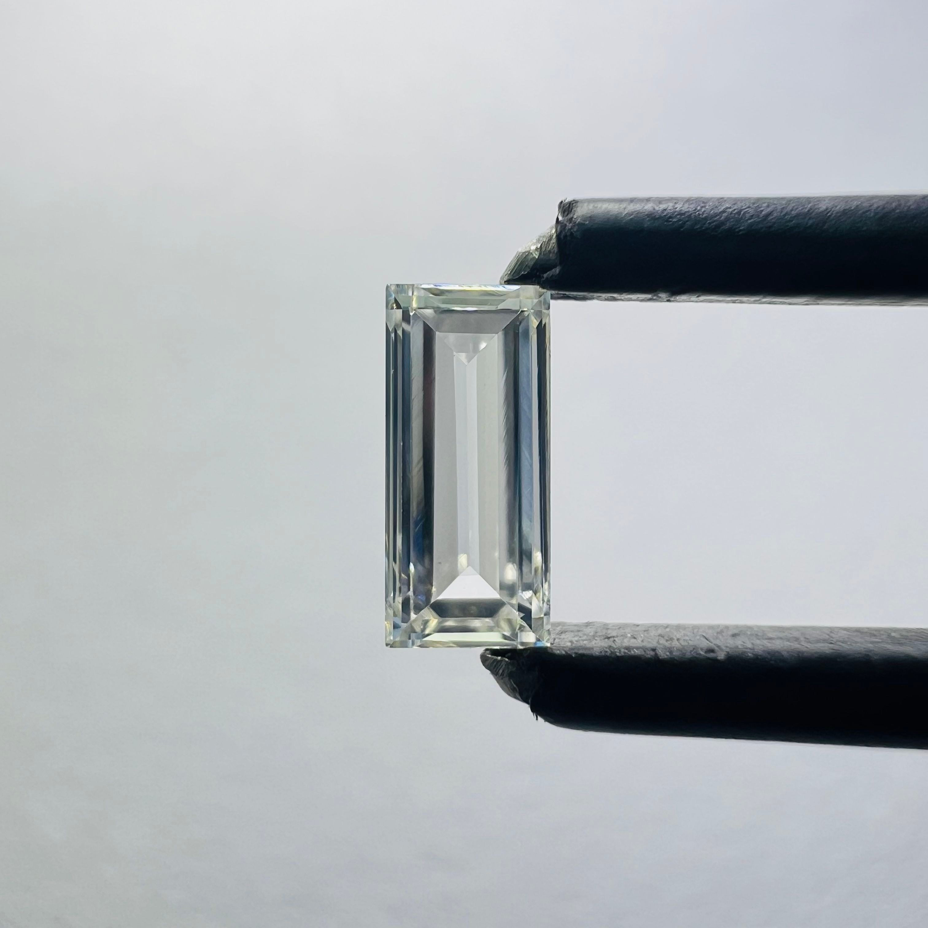 0.30ct BAGUETTE Diamond