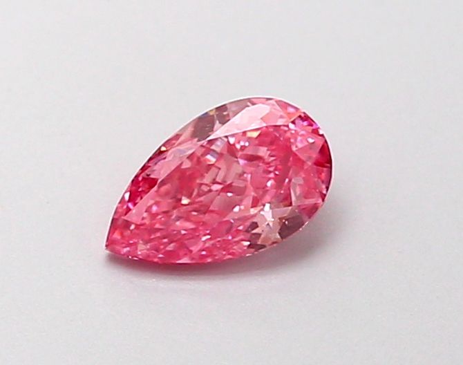 0.27 CT Fancy Vivid Pink PEAR