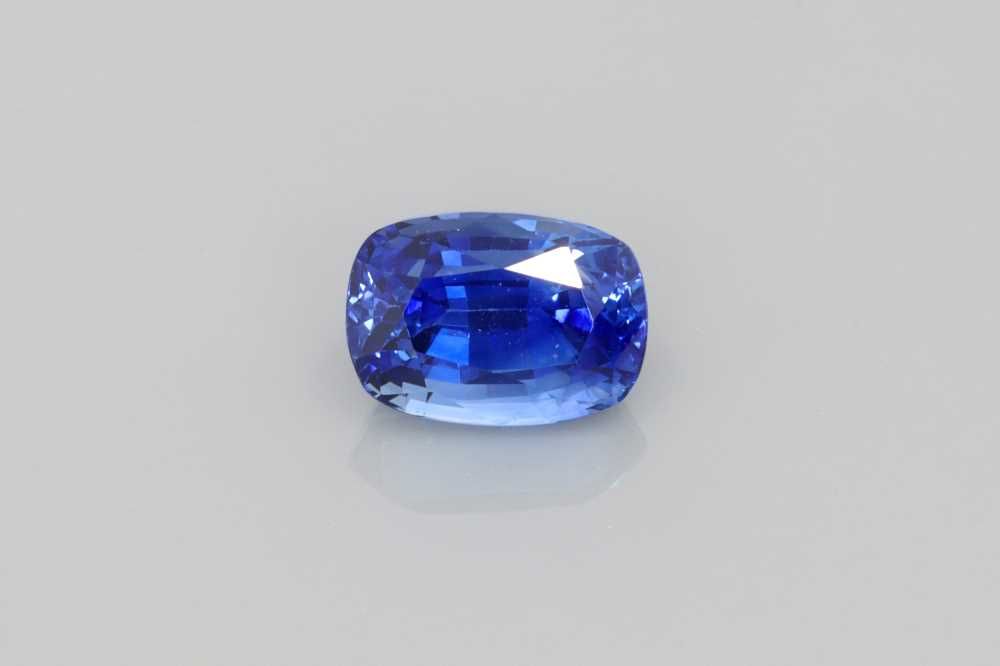 Szafir 1,61 ct, niebieski, szlif cushion