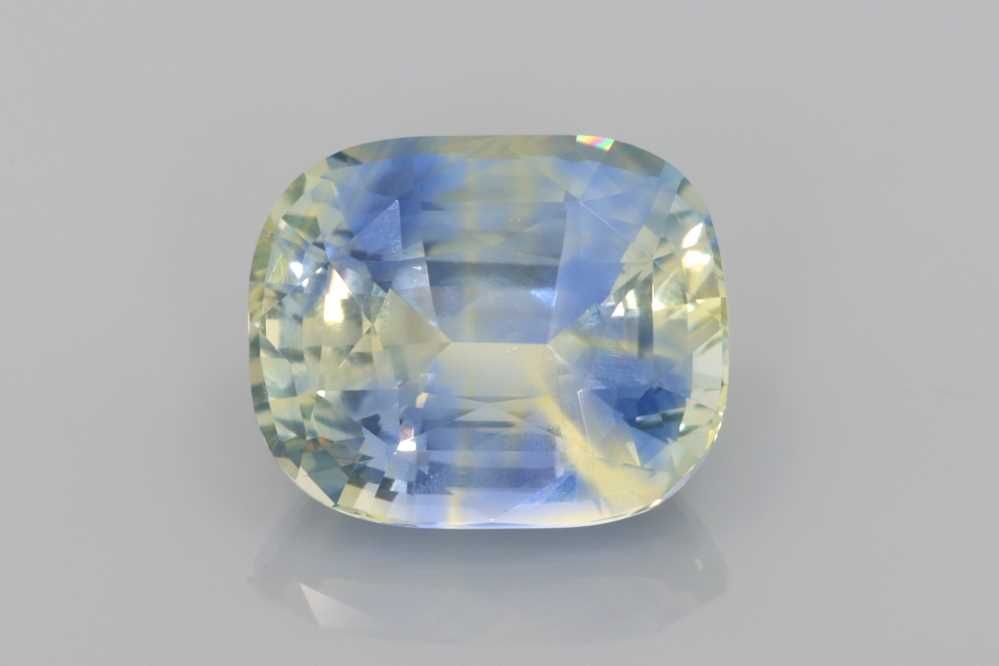 SAPPHIRE FACETED 5.24ct BI_COLOR Bi-Color SI SRILANKA NONE
