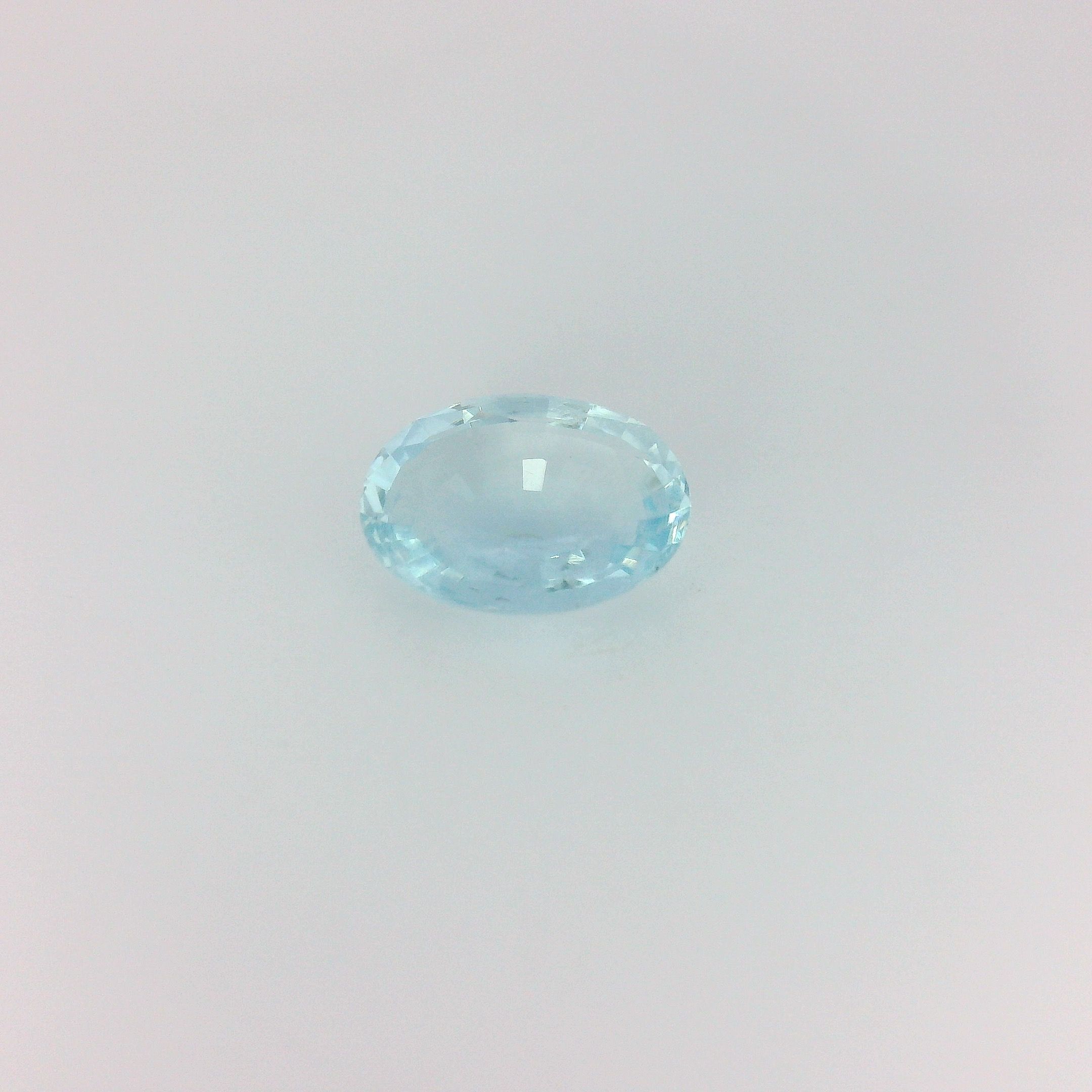 Akwamaryn 1,04 ct, niebieski, szlif owalny