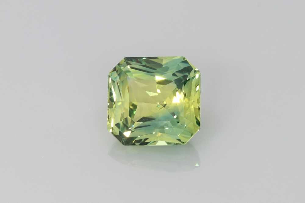 2.20 ct Sapphire