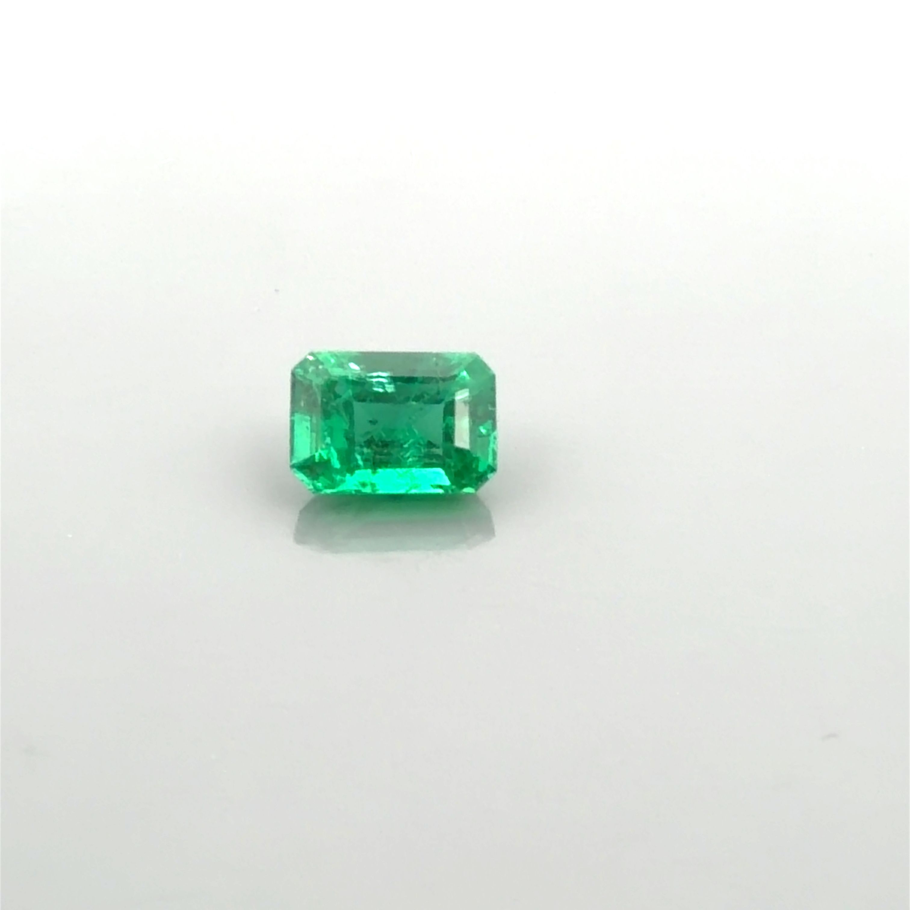 Szmaragd 1,10 ct, zielony, szlif ośmiokątny
