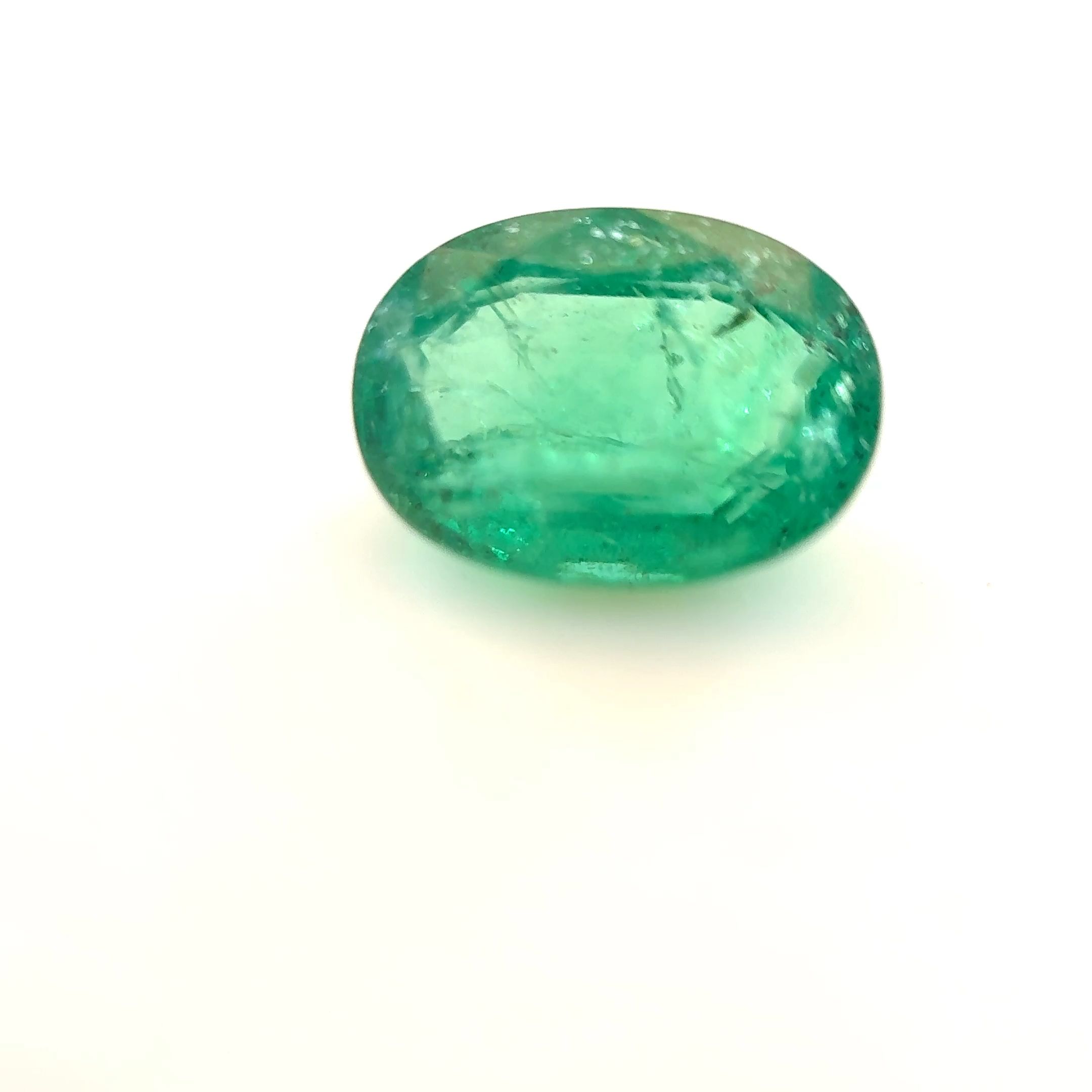 Szmaragd 1,61 ct, zielony, szlif owalny