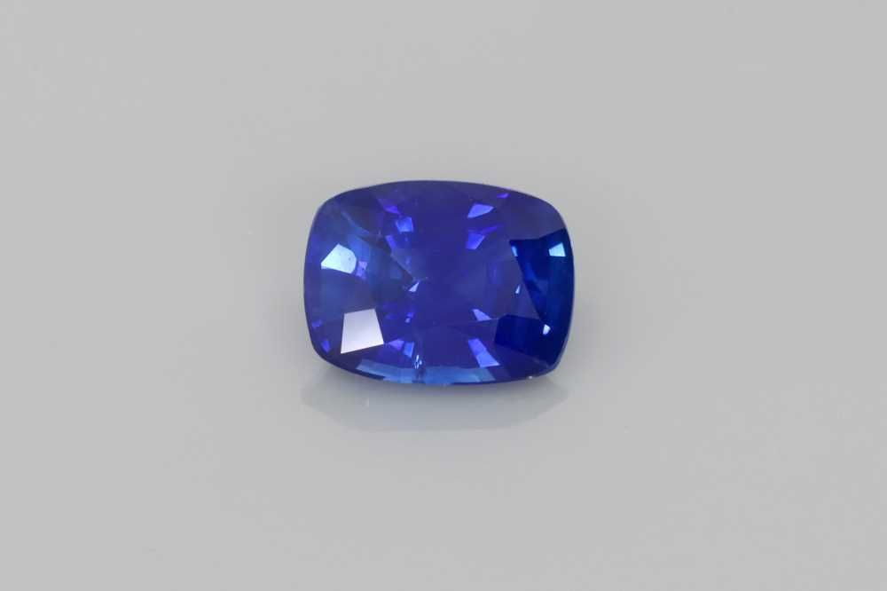 Szafir 1,38 ct, niebieski, szlif cushion