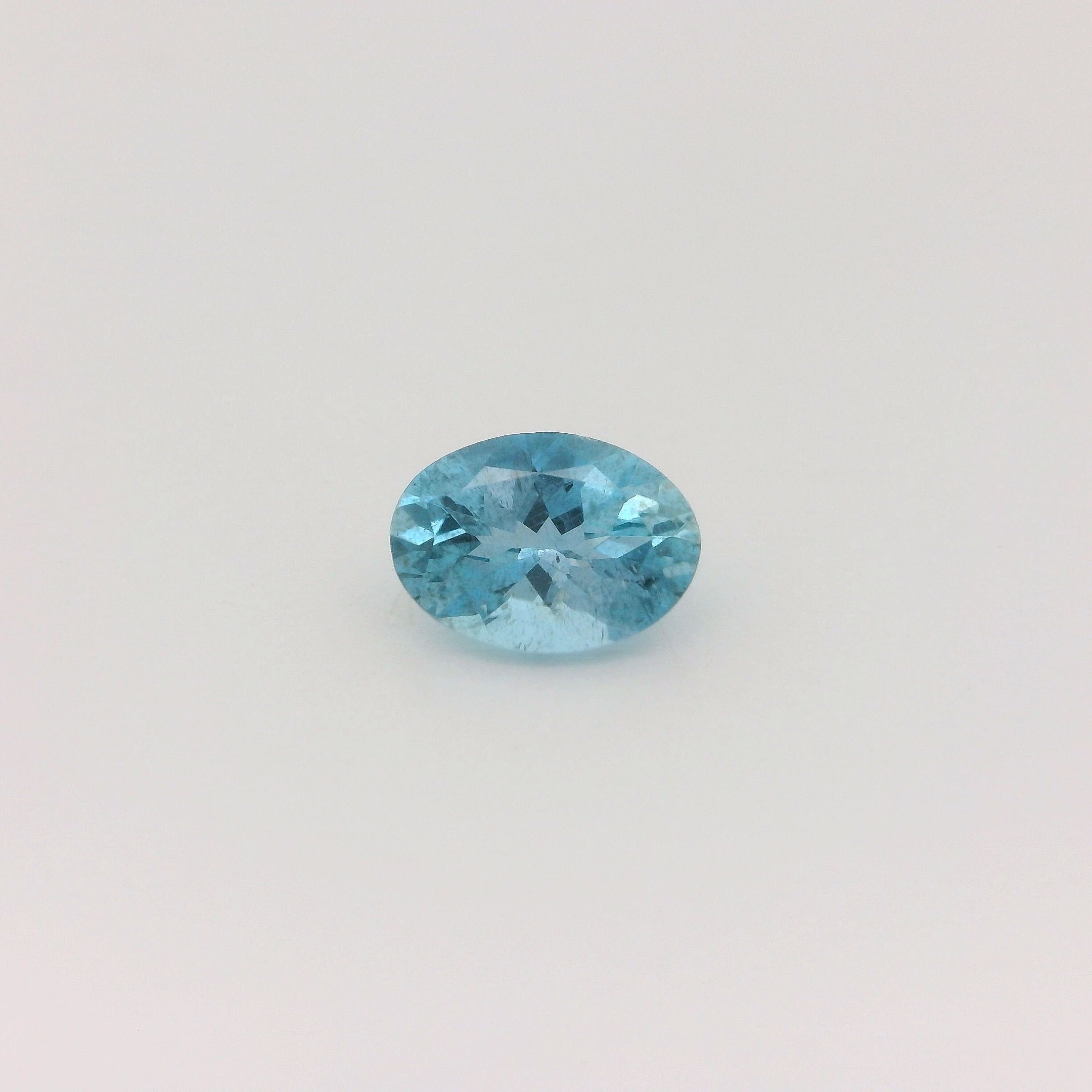 0.84 ct Oval aquamarine