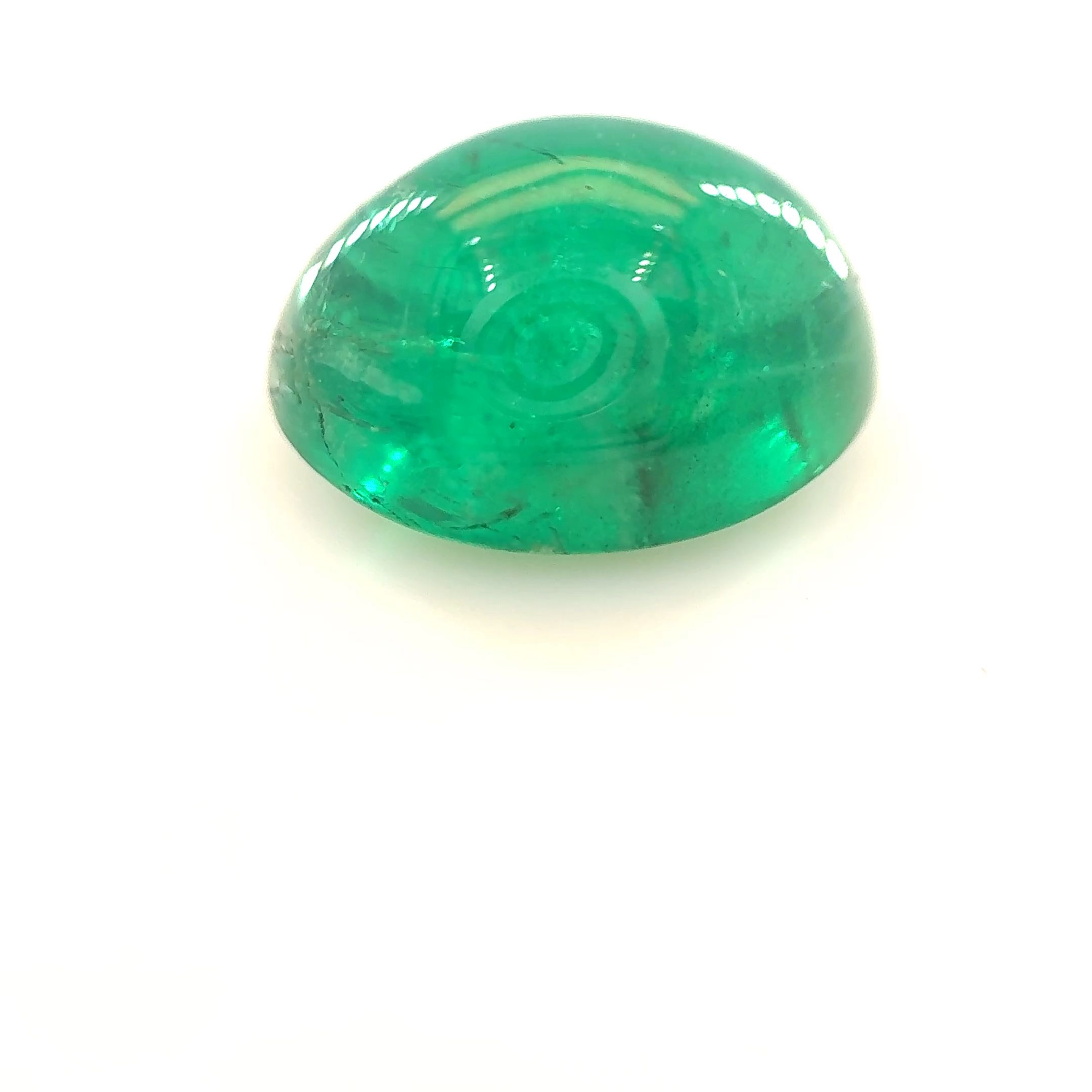 Szmaragd 3,76 ct, zielony, kaboszon