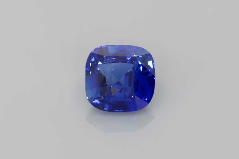 Szafir 2,05 ct, niebieski, szlif cushion