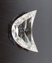 Prírodný diamant half moon,...