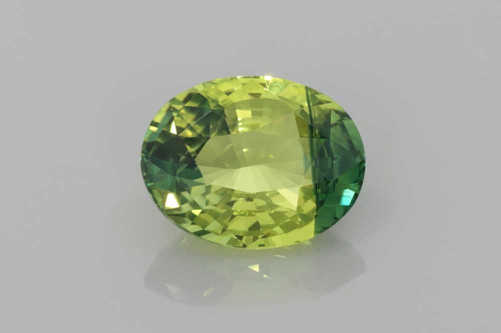 3.01 ct Oval Sapphire