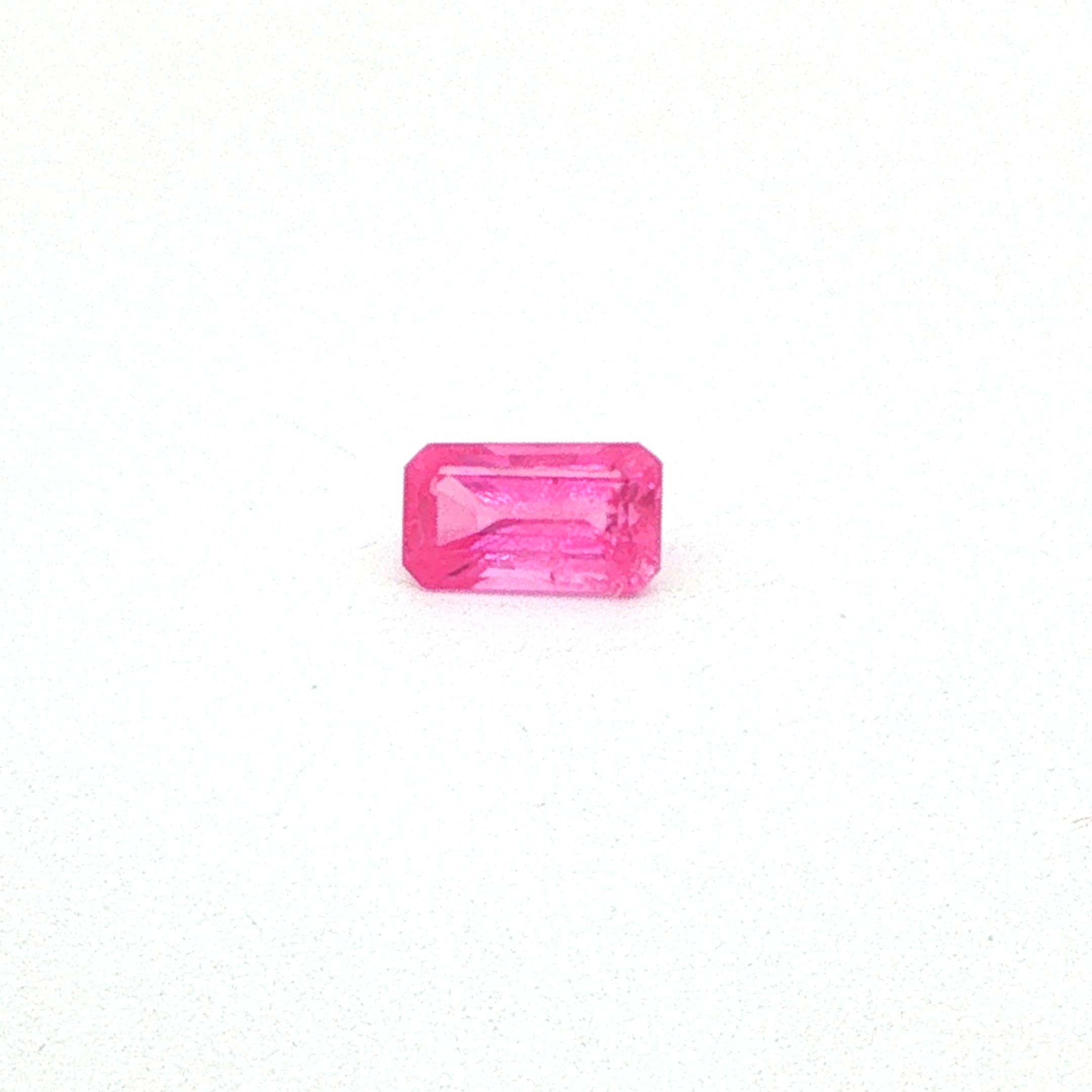 0.56 ct Sapphire