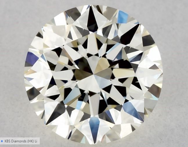 Prírodný diamant okrúhly...