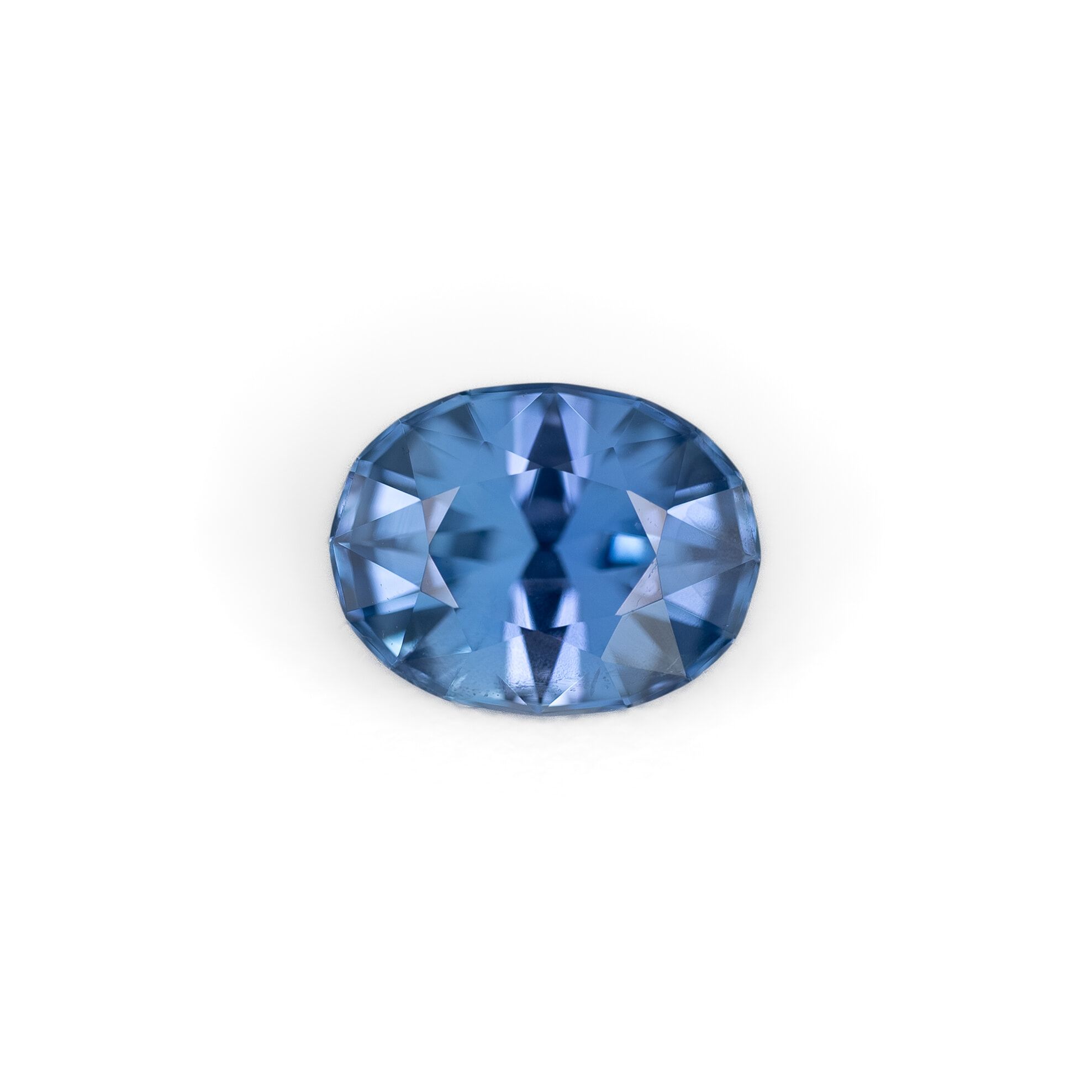 Szafir 3,40 ct, niebieski, szlif owalny