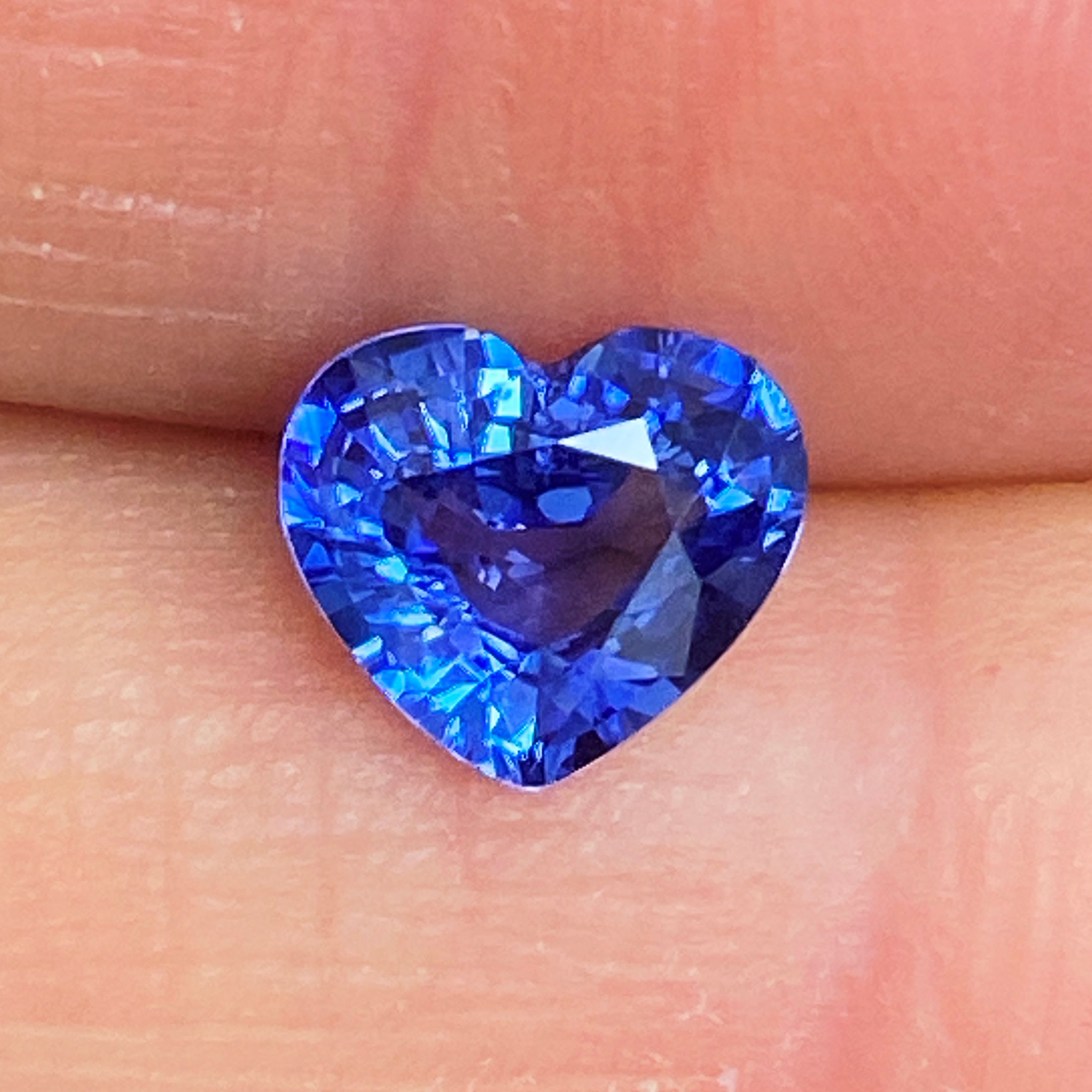 SAPPHIRE FACETED 1.76ct BLUE Blue EC SRILANKA HEATED