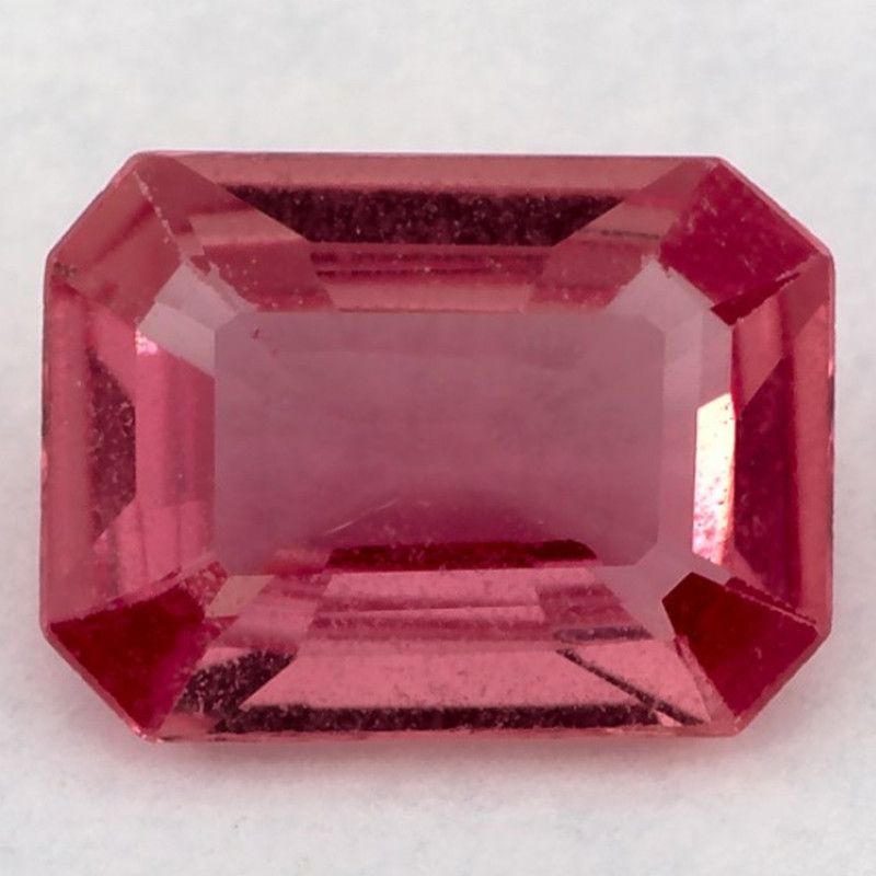 Szafir 1,42 ct, różowy, szlif szmaragdowy