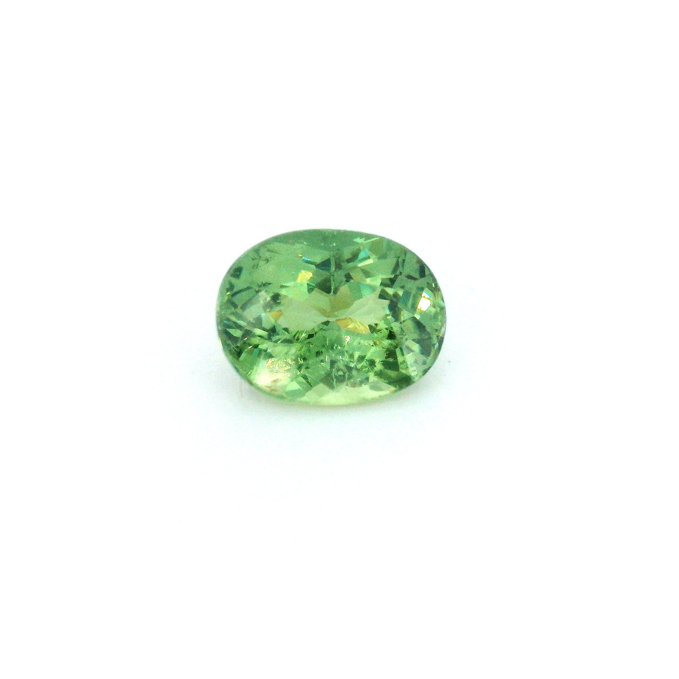 Granat 1,79 ct, zielony, szlif owalny