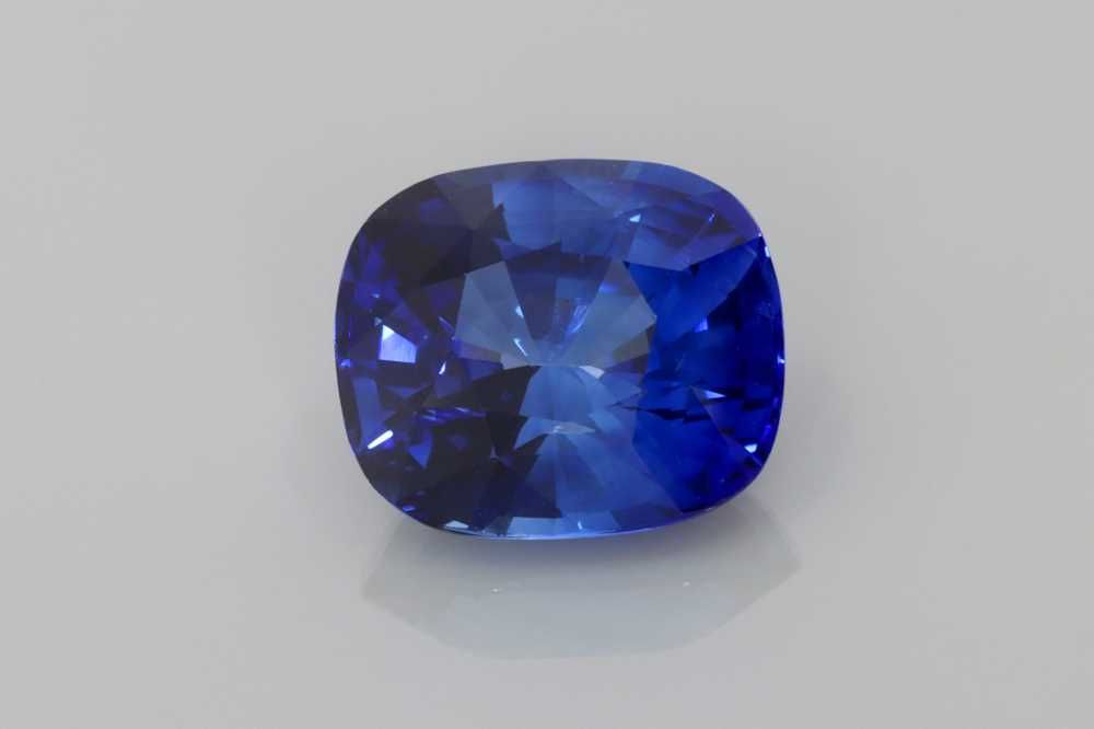 Szafir 4,12 ct, niebieski, szlif cushion