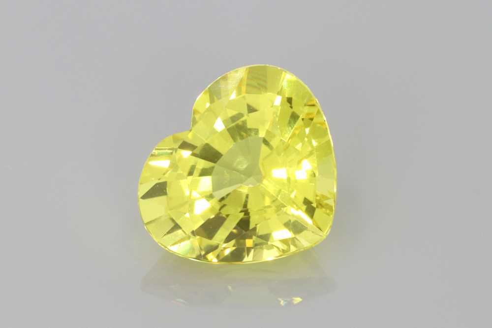 Szafir 3,03 ct, żółty, szlif serce