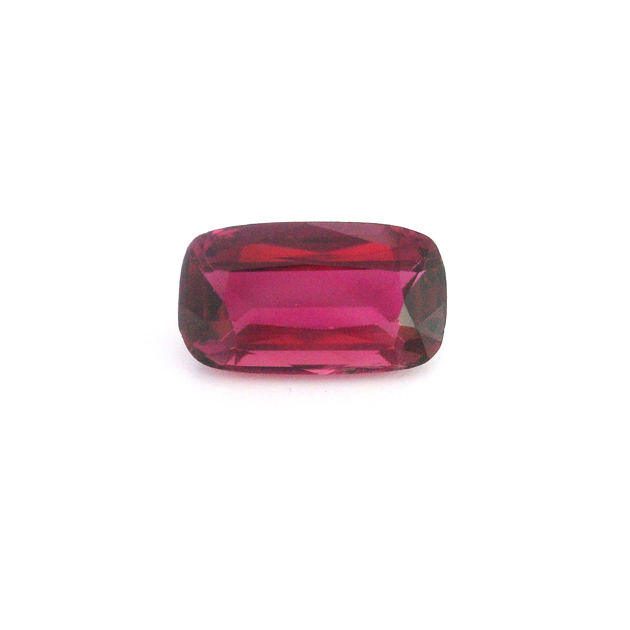 Turmalin 2,19 ct, różowy, szlif cushion