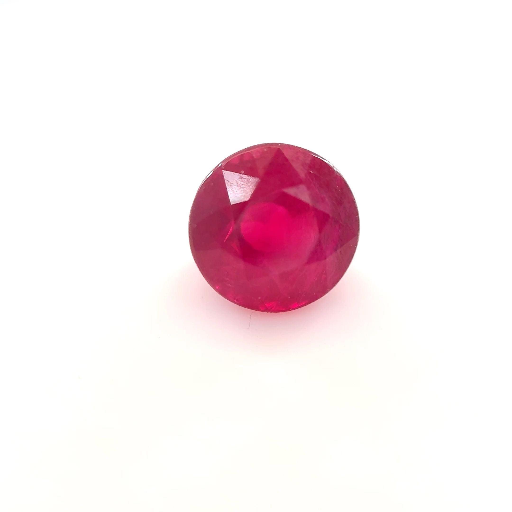 RUBY FACETED 1.55ct RED Intense EC THAILAND HEATED