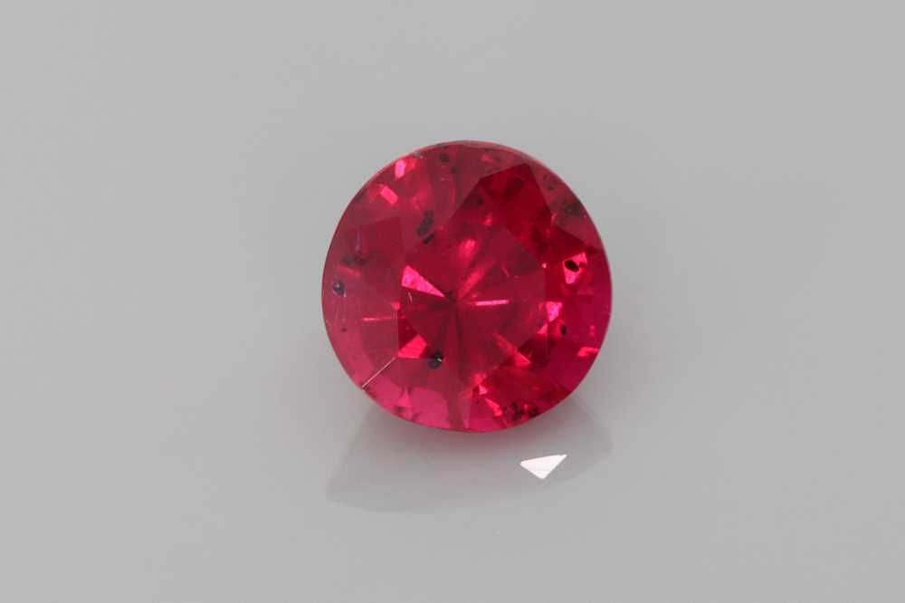 1.13 ct Round ruby