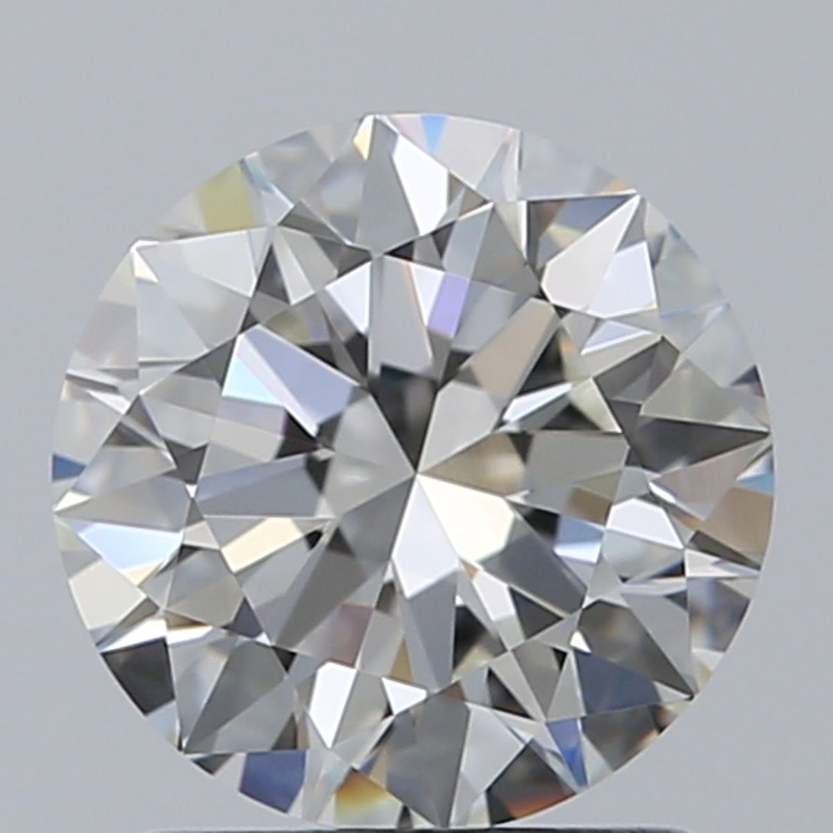 Prírodný diamant okrúhly...