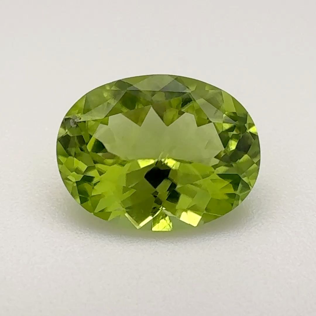2.66 ct Peridot