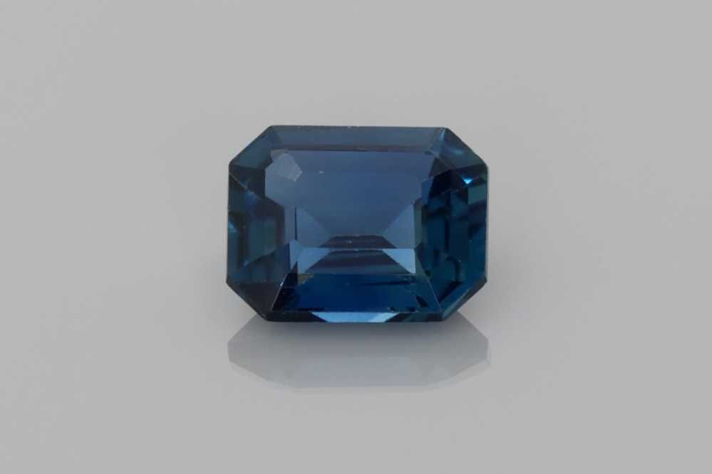 1.07 ct Emerald Sapphire