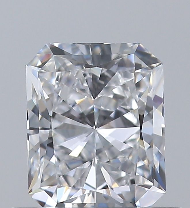 Prírodný diamant radiant,...