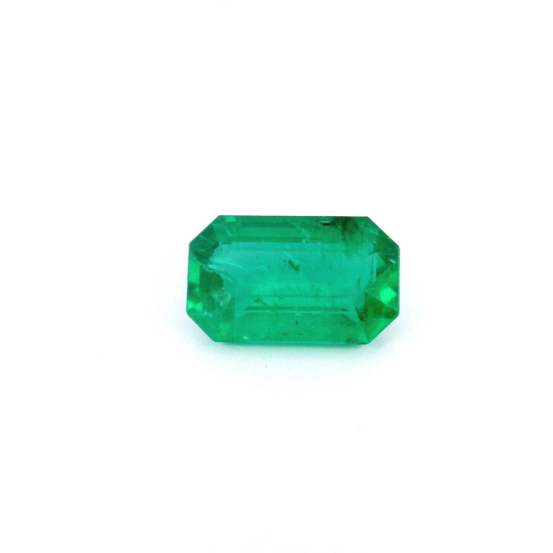Szmaragd 1,88 ct, zielony, szlif ośmiokątny