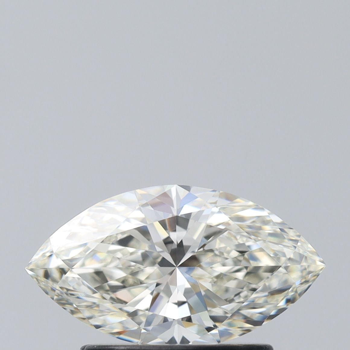 Prírodný diamant markíz,...