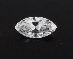 Prírodný diamant markíz,...