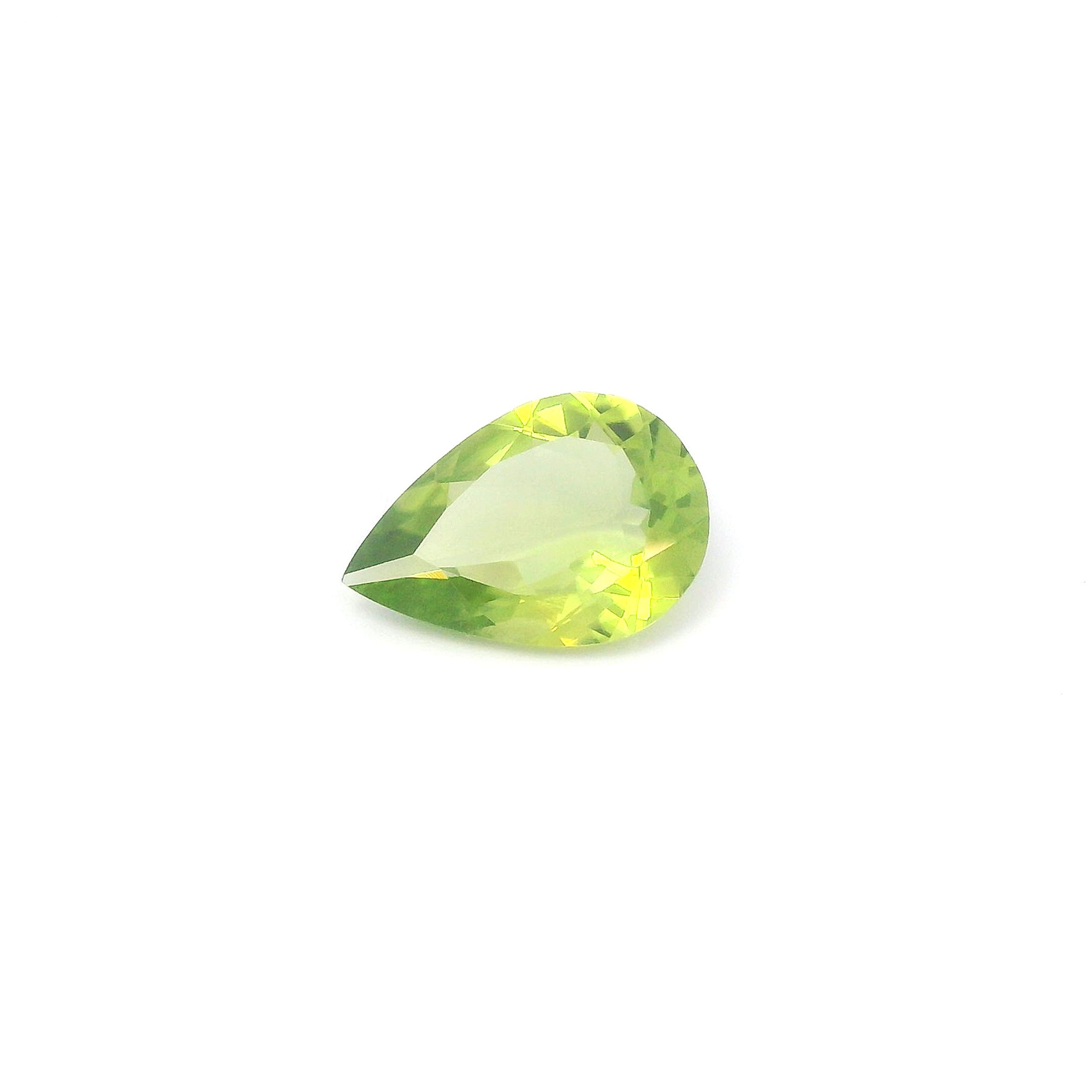 2.4 ct Pear Peridot