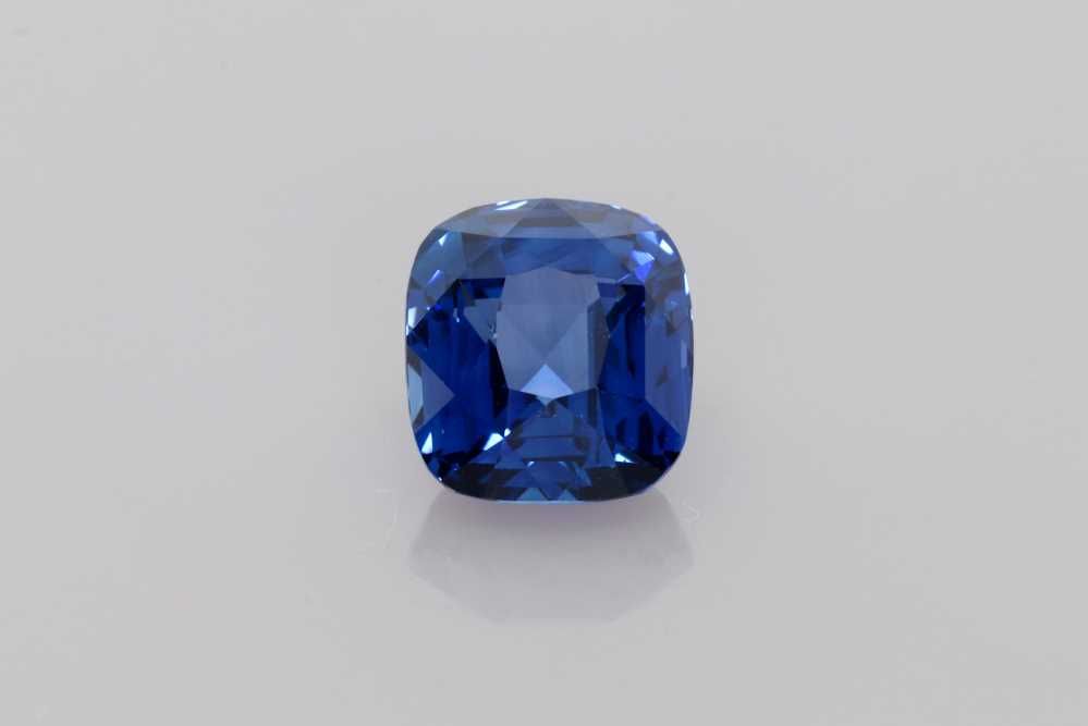 Szafir 3,50 ct, niebieski, szlif cushion
