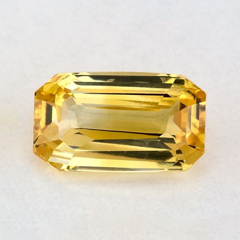 4.05 ct Sapphire