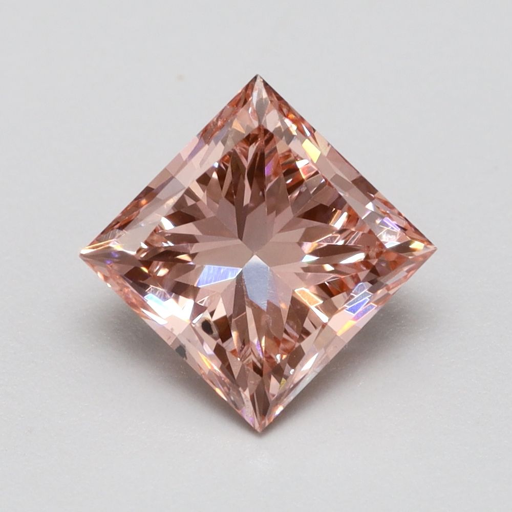 0.9 CT Fancy Vivid Pink PRINCESS