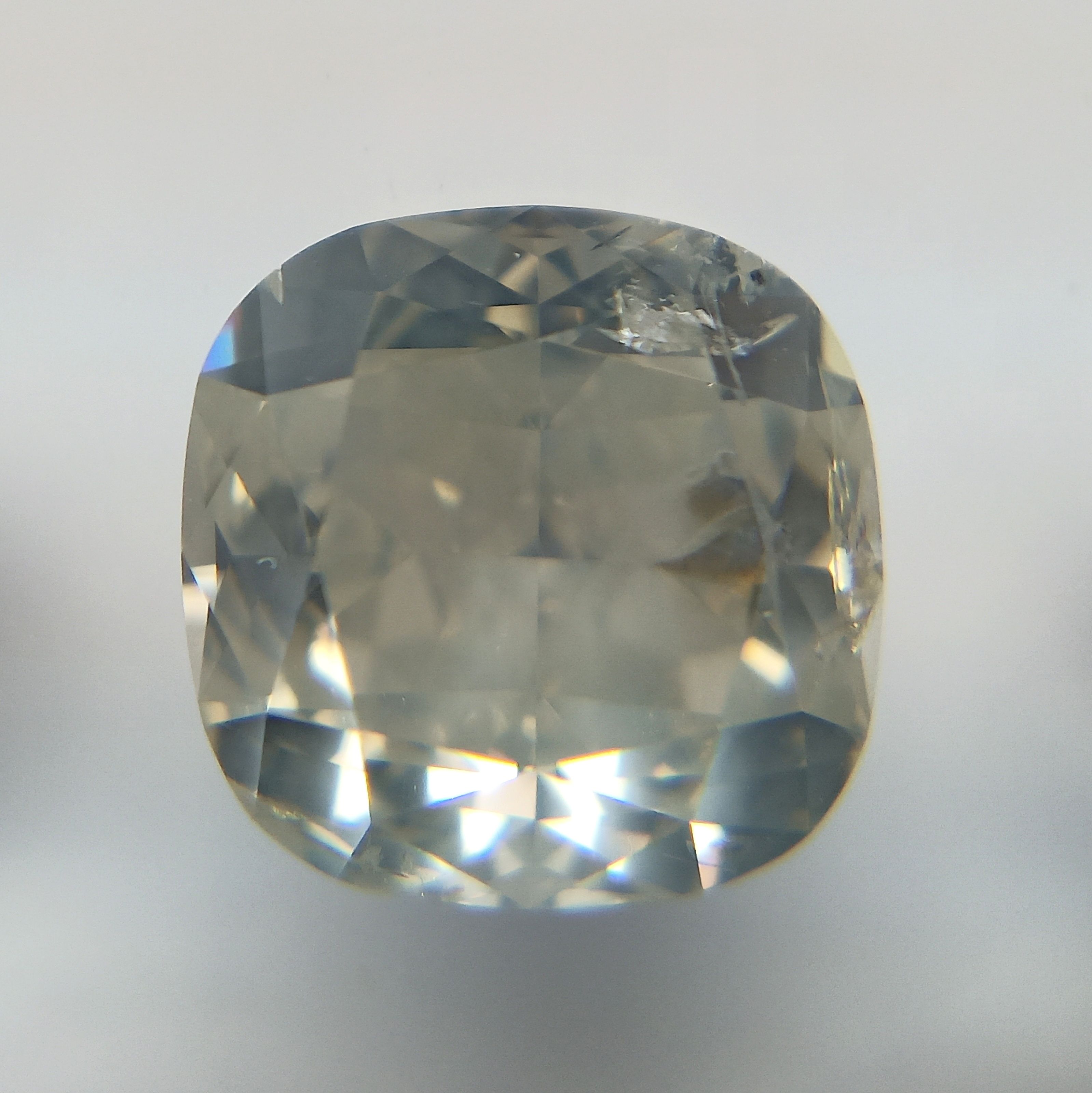 Prírodný diamant cushion,...