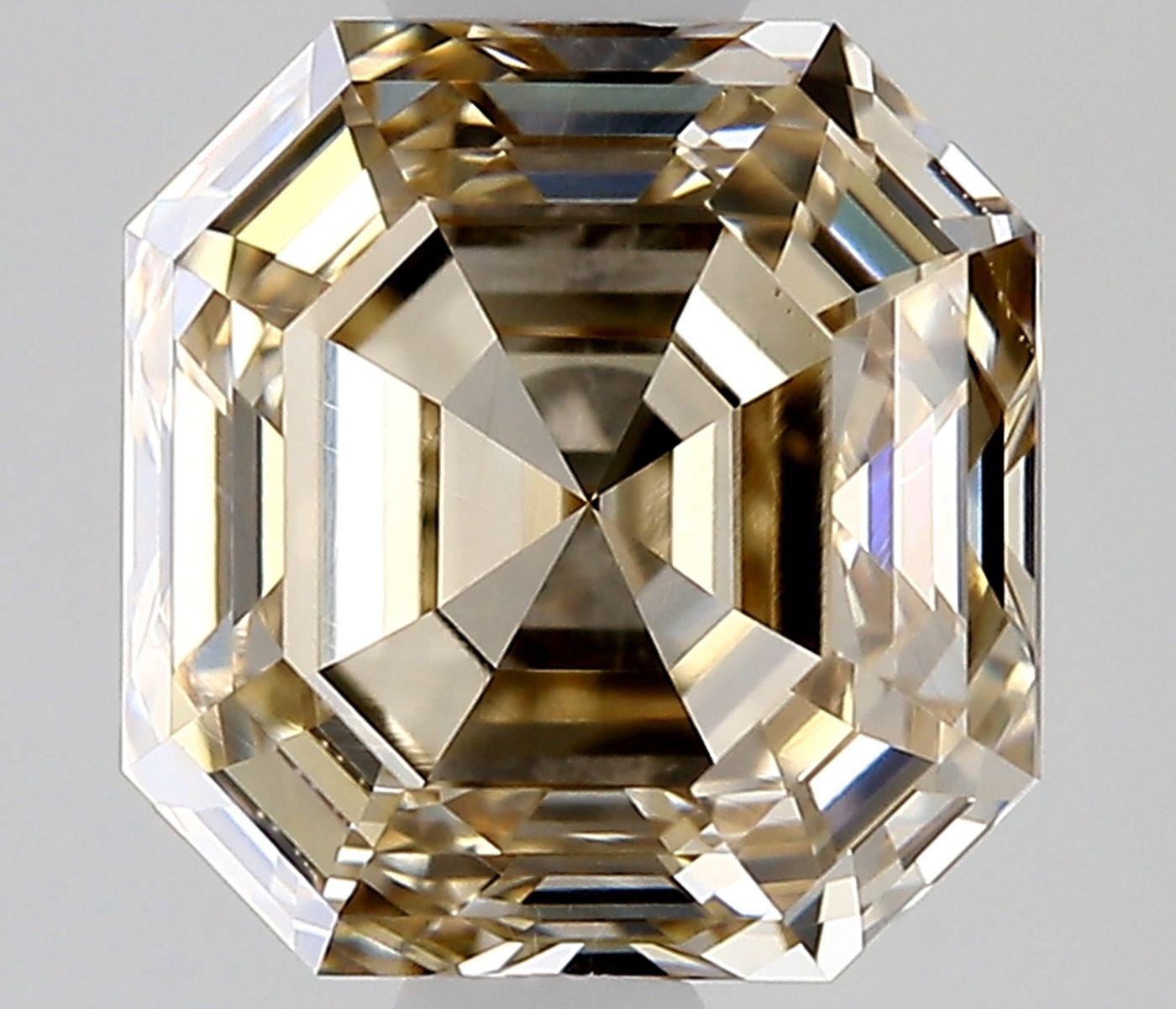 Prírodný diamant štvorcový...