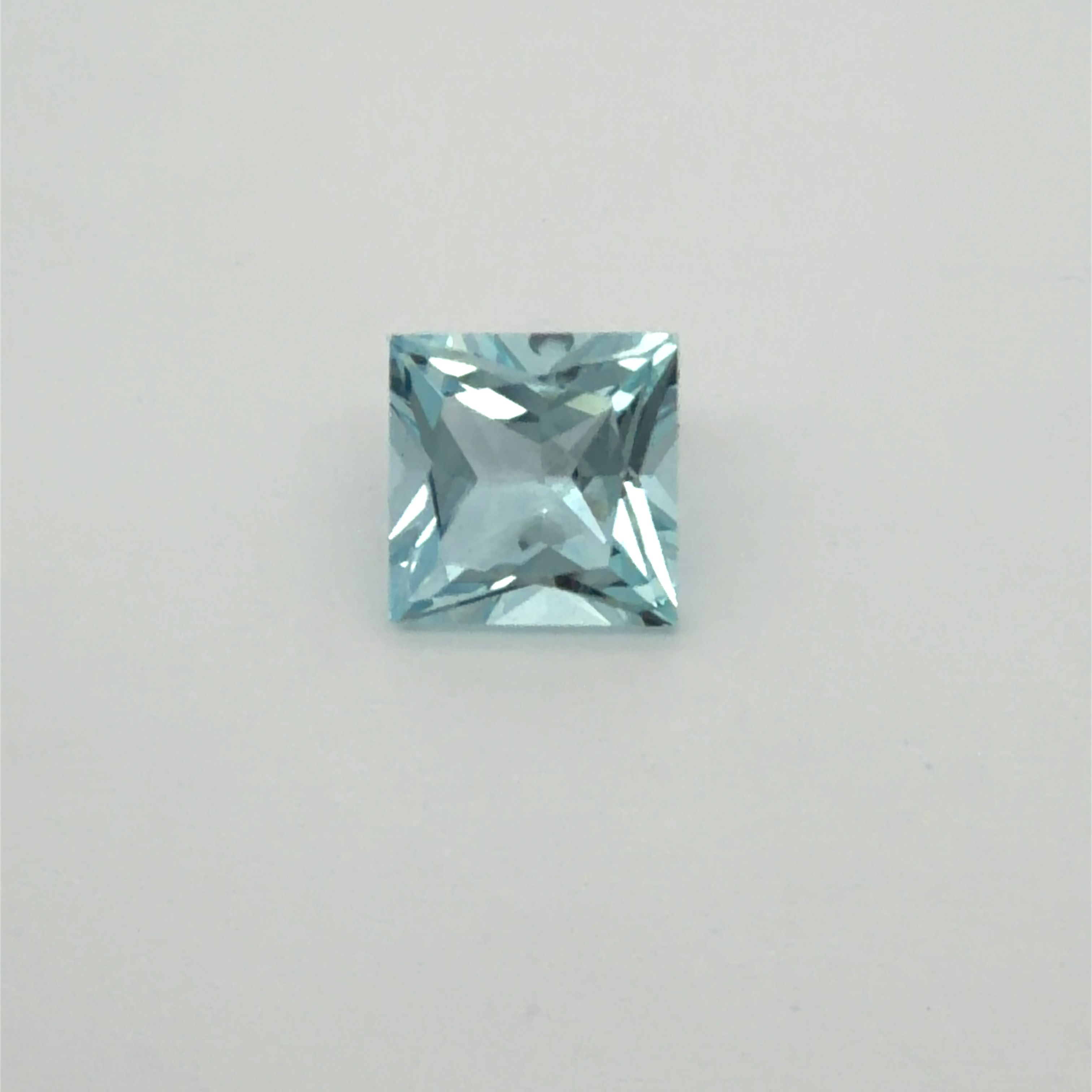Akwamaryn 4,43 ct, niebieski, szlif kwadratowy