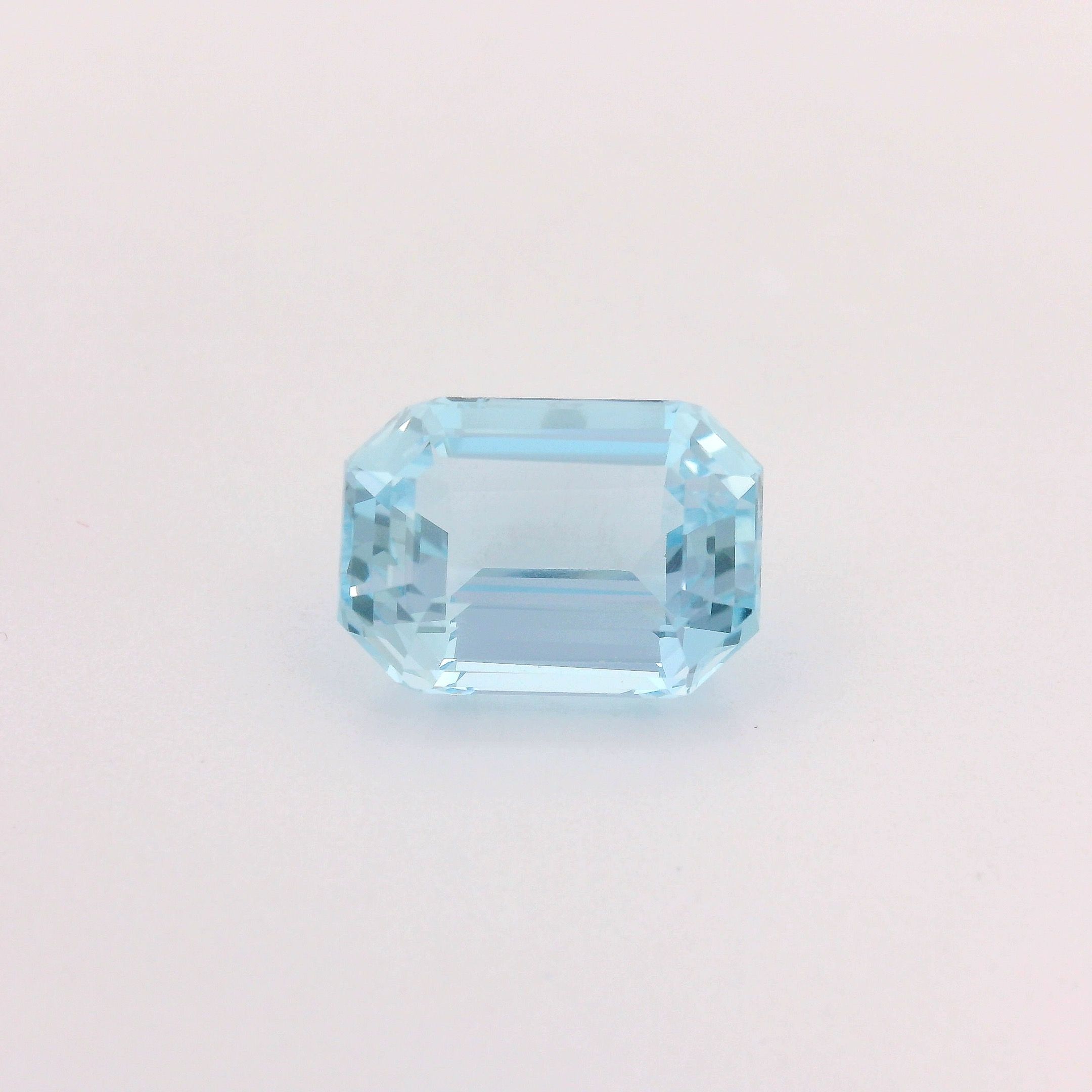 Akwamaryn 6,43 ct, niebieski, szlif ośmiokątny