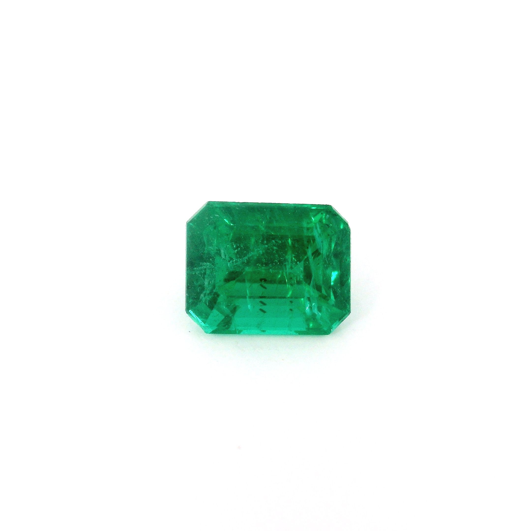 Szmaragd 1,60 ct, zielony, szlif ośmiokątny